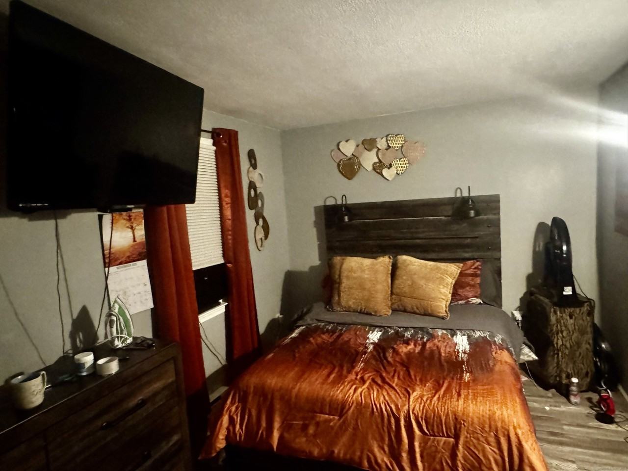 21 Goodwin St - Photo 4 of 9