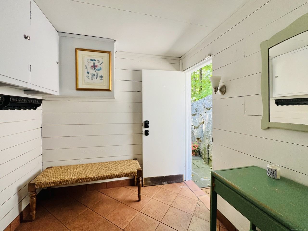 301 Haviland Road - Photo 6 of 34