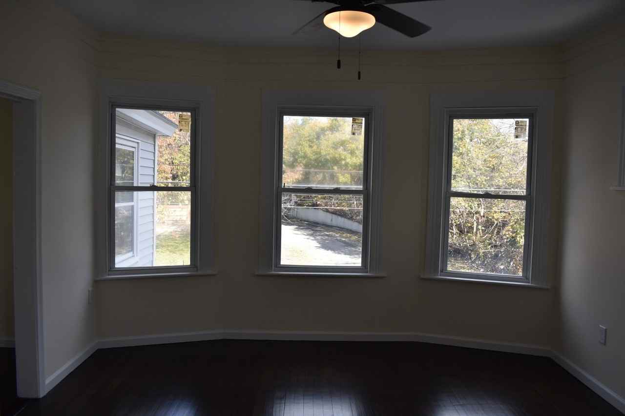 47 Gem Ave - Photo 4 of 22