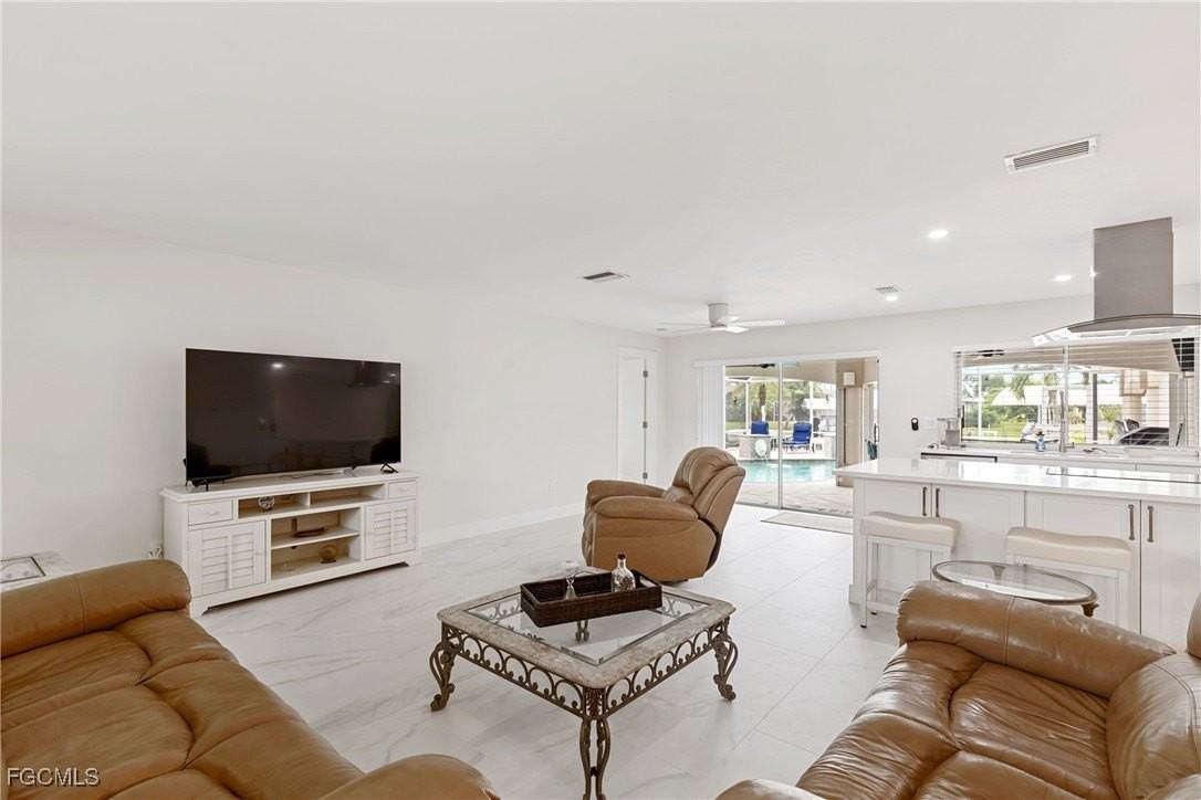 134 Southwest 57th Terrace - Photo 6 of 35