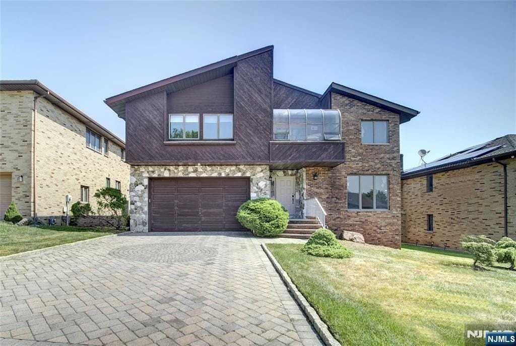 18 Jani Ct - Photo 3 of 29