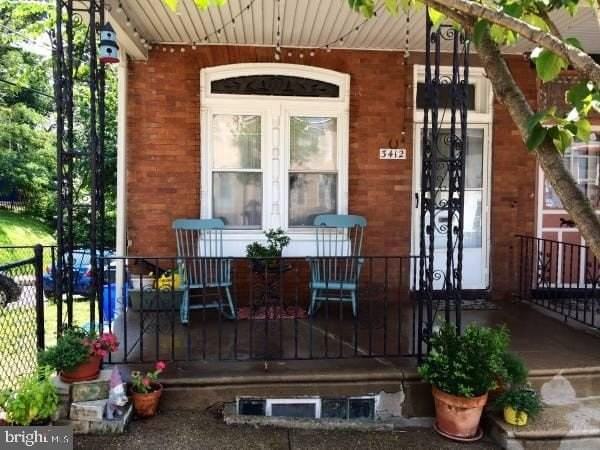 3412 Crawford St - Photo 2 of 19