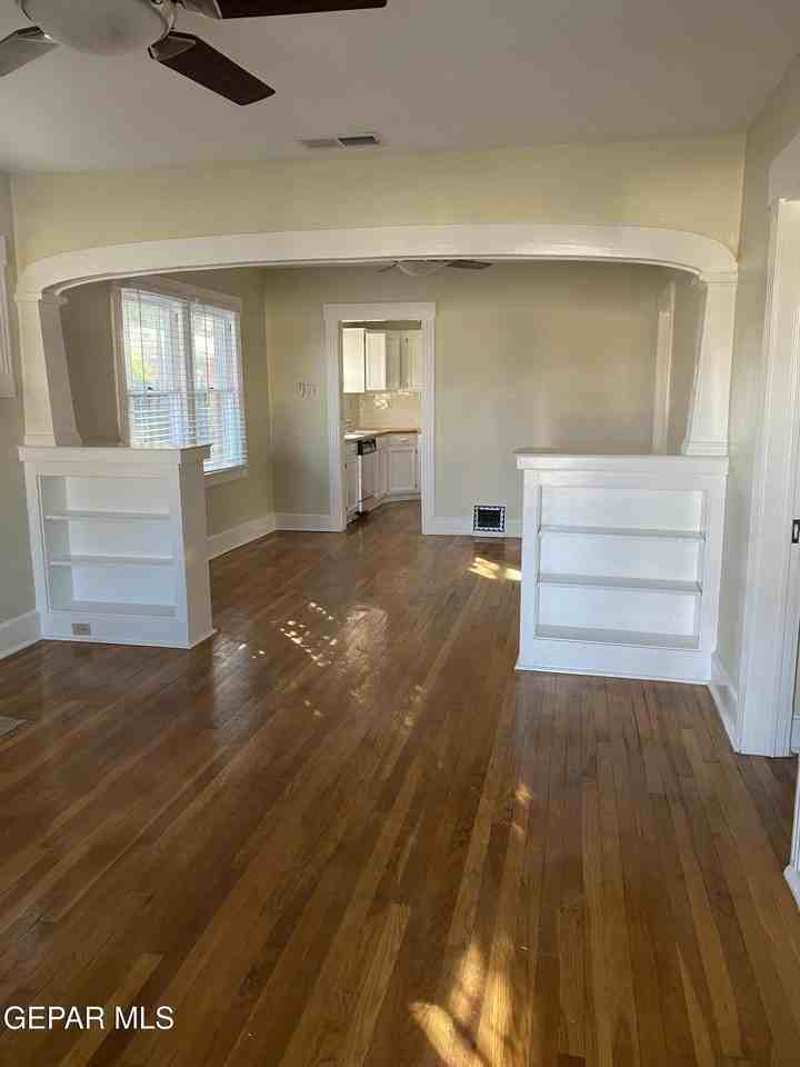 405 E Robinson Ave - Photo 5 of 21