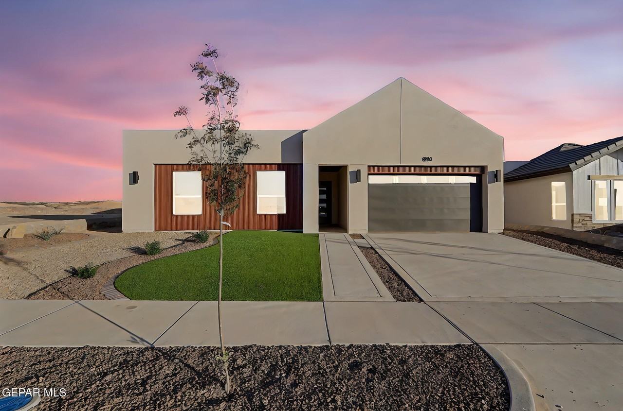 836 Eltham Dr - Photo 2 of 28