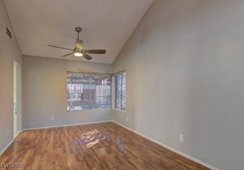 356 Amalfi St - Photo 5 of 15