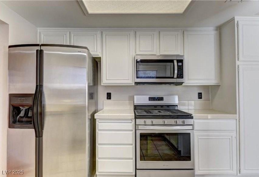 356 Amalfi St - Photo 7 of 15