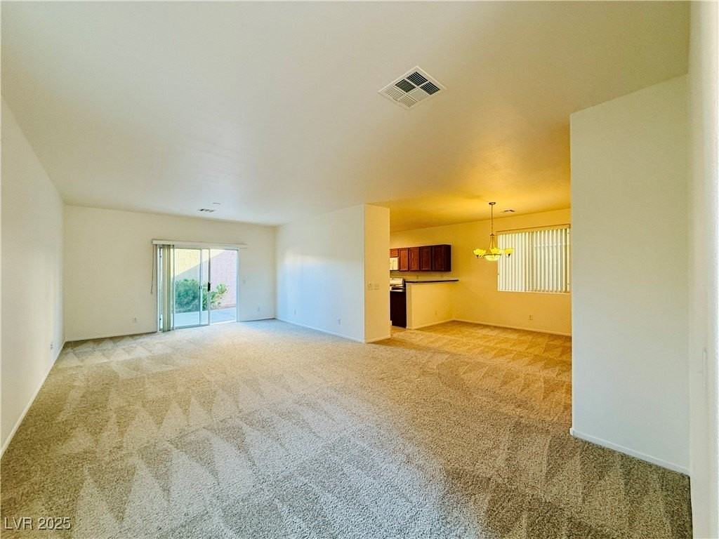 9342 Winebrook Ave - Photo 5 of 32
