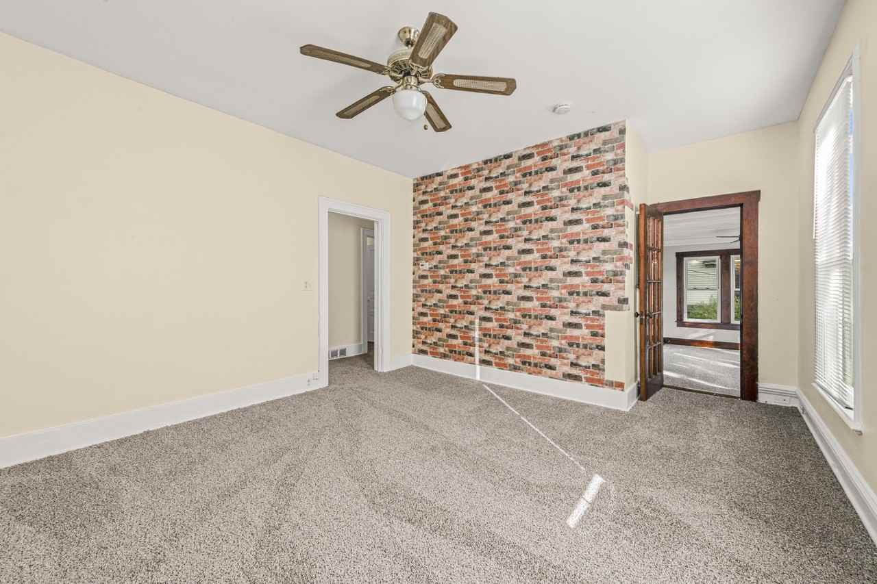 1017 N Holbrook St Apt 2 #2 - Photo 7 of 18