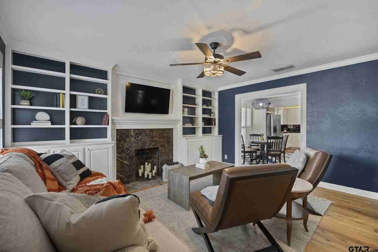 504 W 5th St - Photo 7 of 29