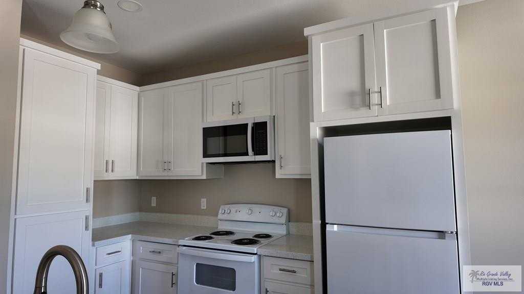 2427 Summit Rd #B - Photo 5 of 17