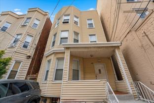 335 47th St #3 - Photo 1 of 1