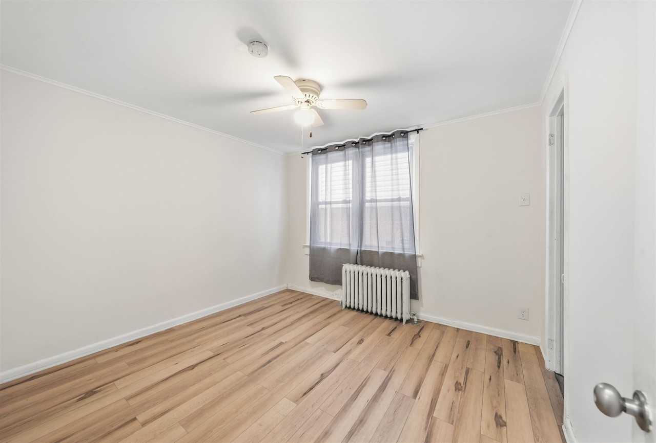 124 73rd St #1 - Photo 4 of 21