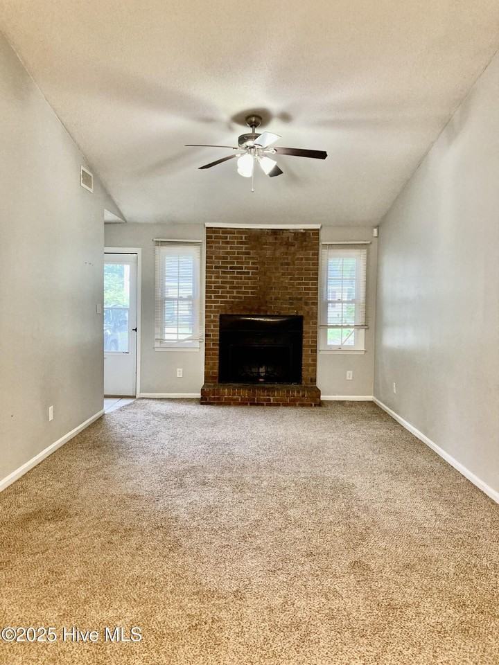 407 Cedar Creek Drive - Photo 2 of 10