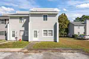 featured image of 105 Kim Ave Apt C #C