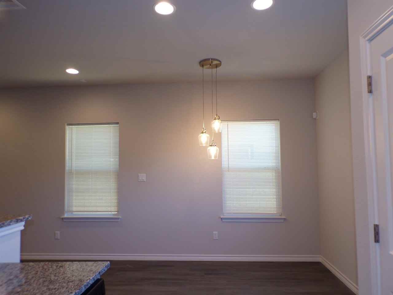 111 Peruna Dr - Photo 5 of 20