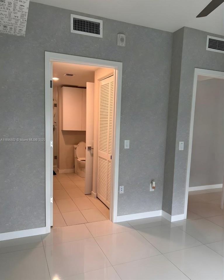 7875 Nw 107th Ave #412 - Photo 7 of 14