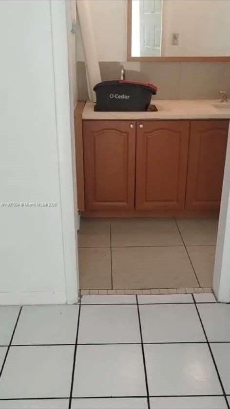 6980 Nw 186th St #3-127A - Photo 3 of 4