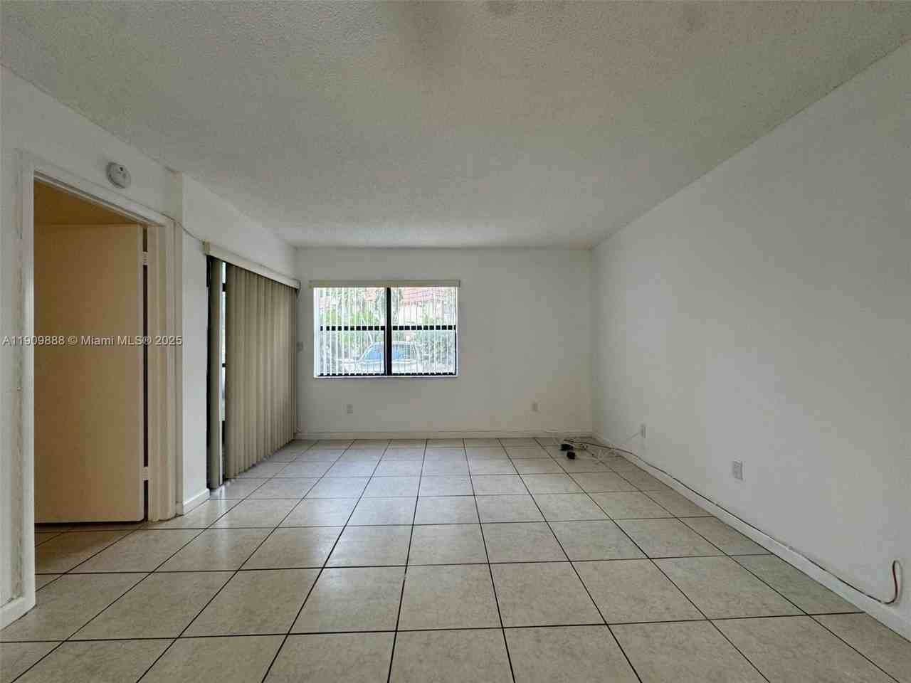 6485 W 27th Ave #42-14 - Photo 5 of 11