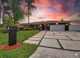 featured image of 15820 Sedgewyck Cir N #0