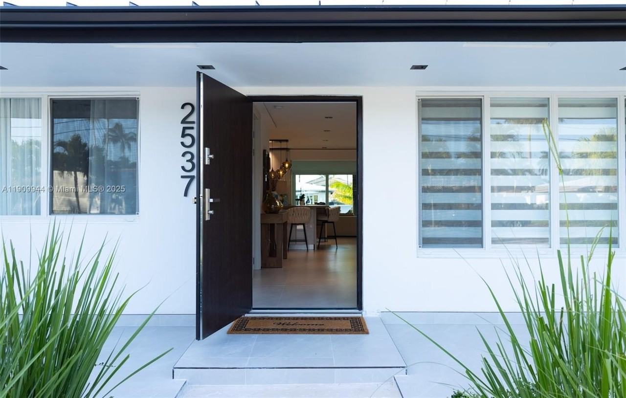 2537 Se 10th Ct - Photo 7 of 45