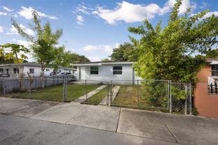 2009 Nw 32nd St #2009 - Photo 1 of 1