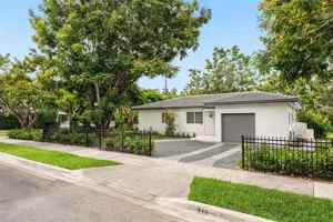 featured image of 810 Northwest 7th Street