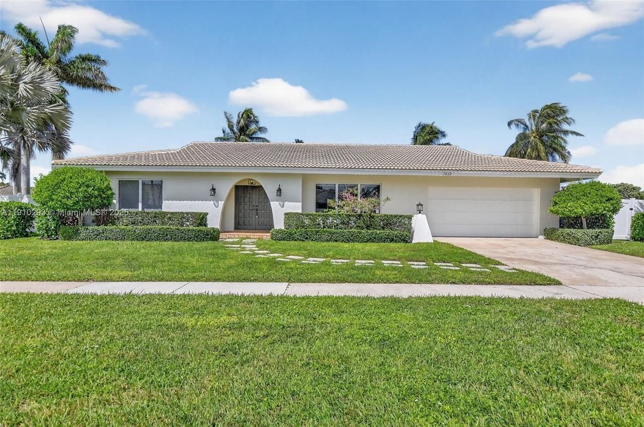 5660 Golfway Dr #0 - Photo 2 of 41