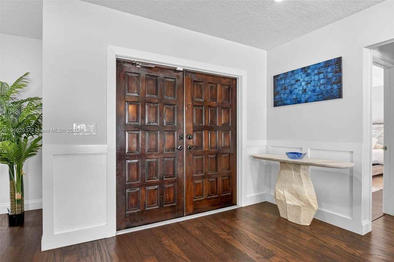 5660 Golfway Dr #0 - Photo 4 of 41