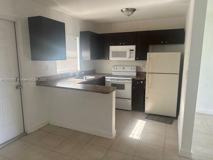 7571 Venetian St #C - Photo 1 of 1