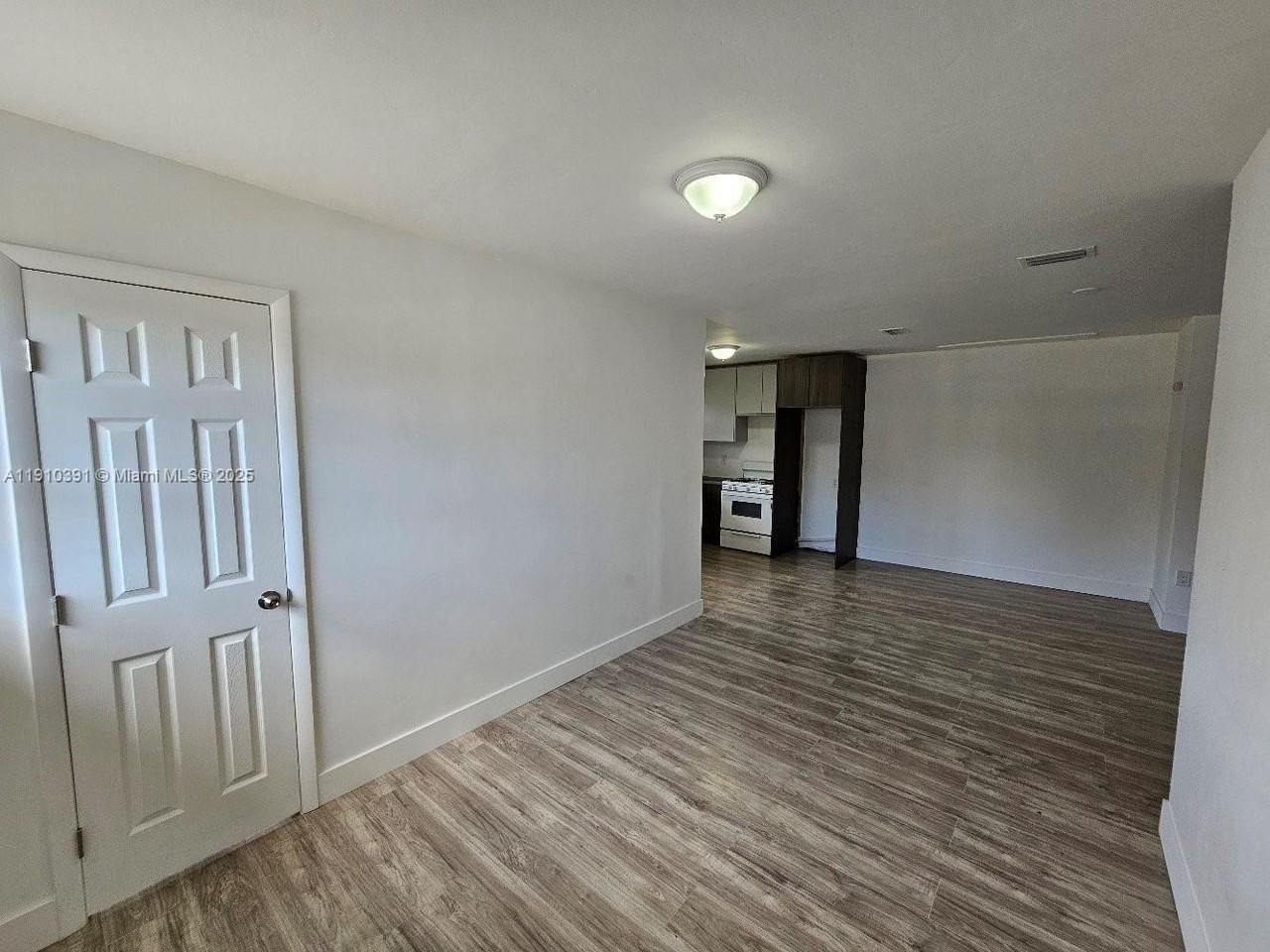 8162 Nw 5th Ave #8162 - Photo 2 of 9