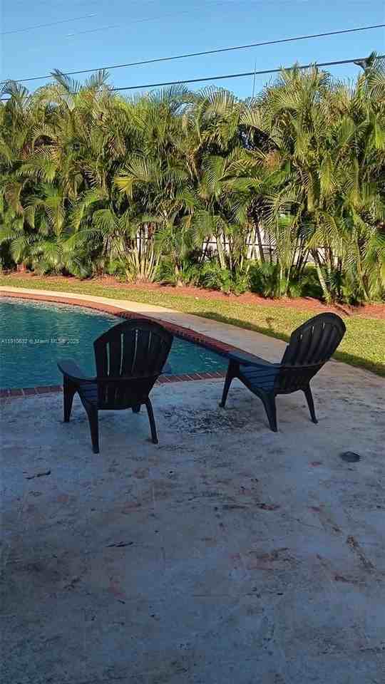 2560 Southwest 11th Street #1 - Photo 7 of 14