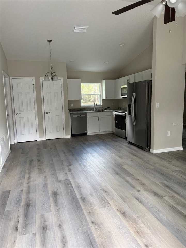 9541 N Travis Dr #A - Photo 3 of 15