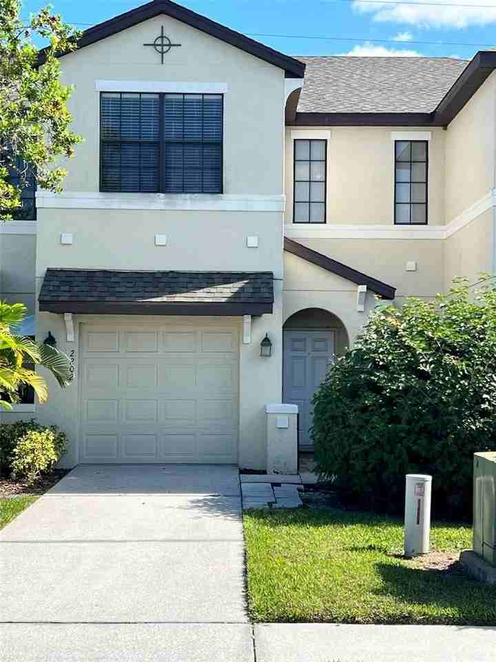 2202 Seven Oaks Dr - Photo 2 of 40