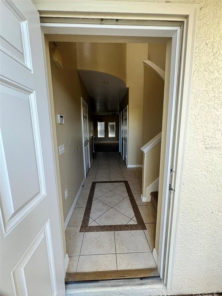 2202 Seven Oaks Dr - Photo 3 of 40