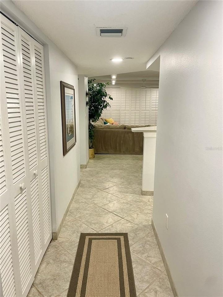 1290 Gulf Blvd #307 - Photo 5 of 29