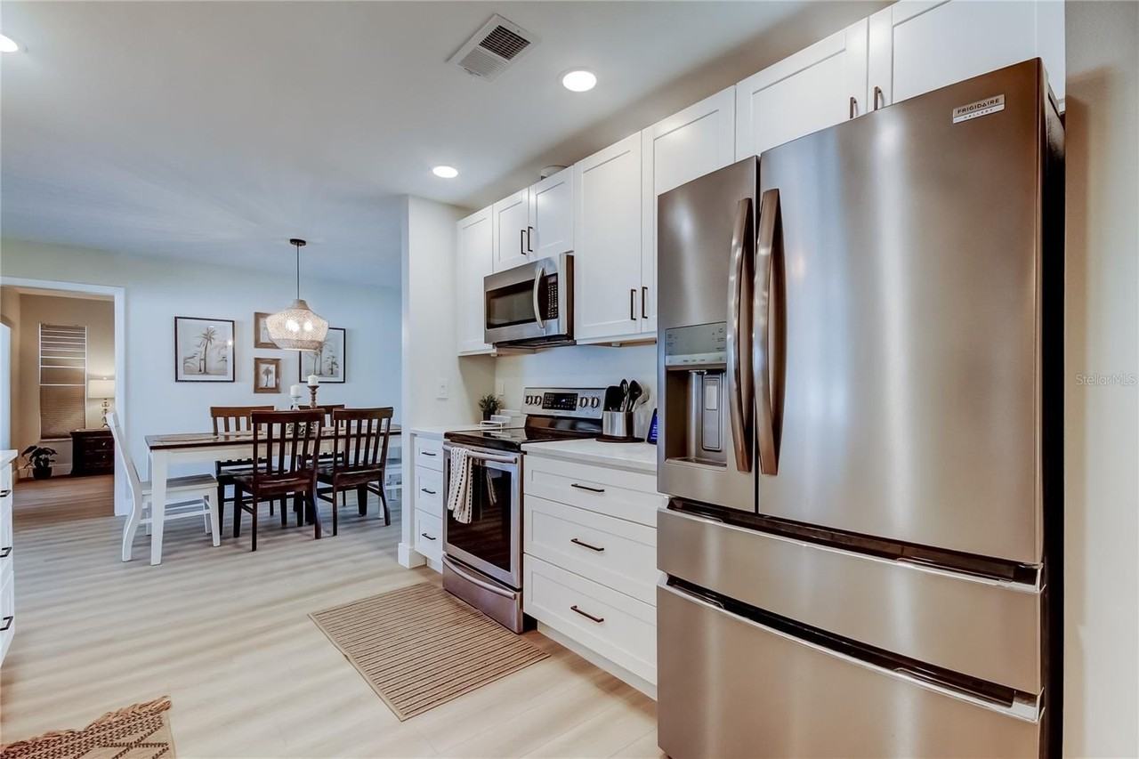 2652 Concorde Ct - Photo 6 of 22