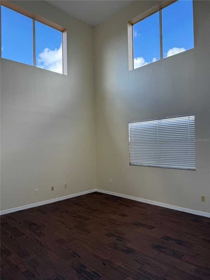 31119 Masena Dr - Photo 3 of 42