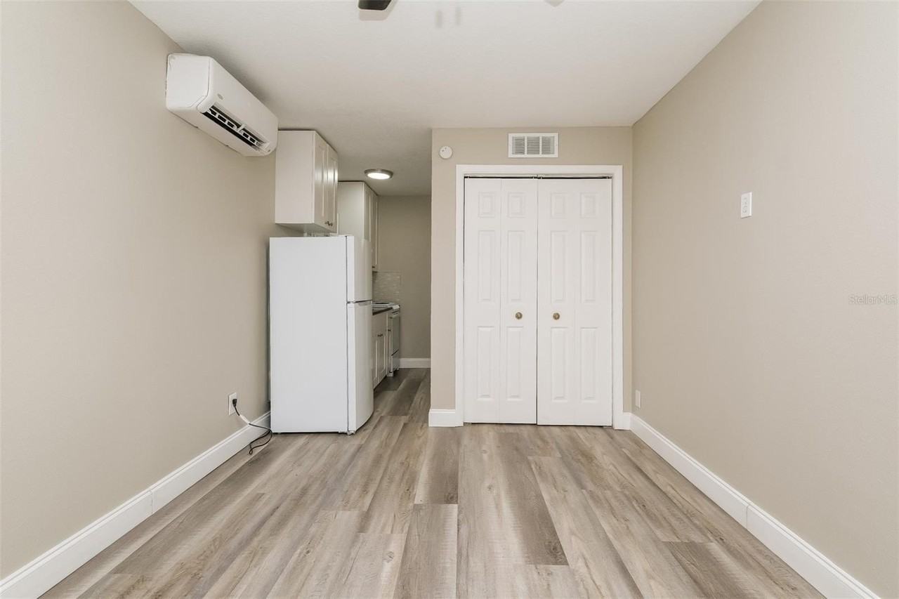 1203 1/2 Sheridan Rd - Photo 4 of 15