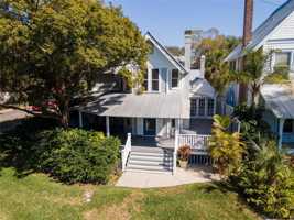 featured image of 835 Victoria Dr