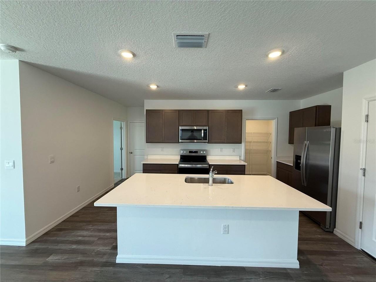 32514 Weathered Oak Dr - Photo 5 of 33