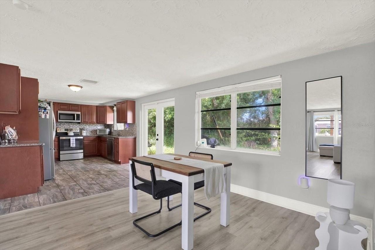 3543 Trask Dr - Photo 7 of 24