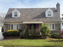 featured image of 147 Primrose Dr