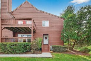 201 Tamarack Ln - Photo 1 of 1