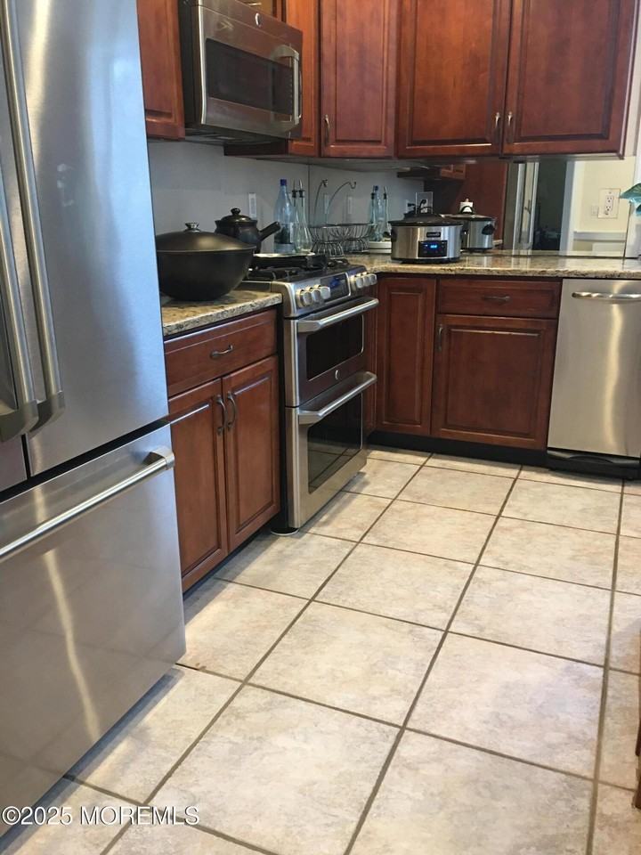 124 Taylors Mills Rd - Photo 4 of 25