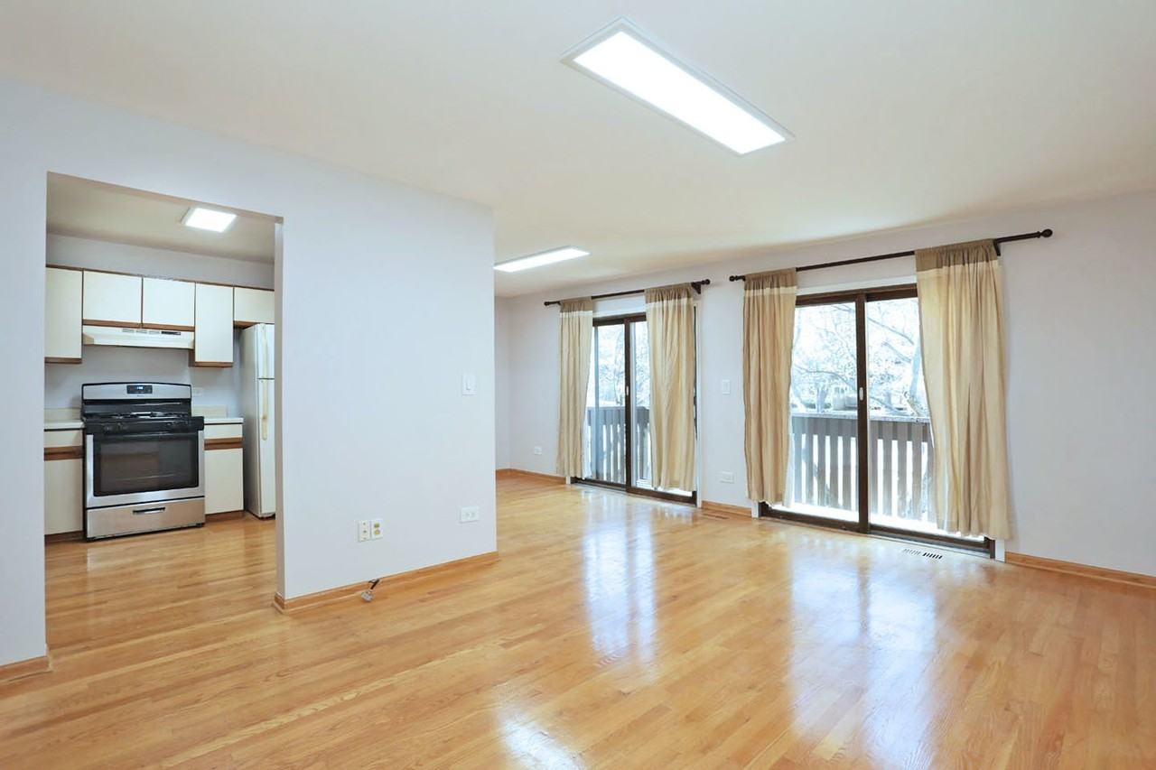 676 Cross Creek Dr W #B2 - Photo 3 of 21