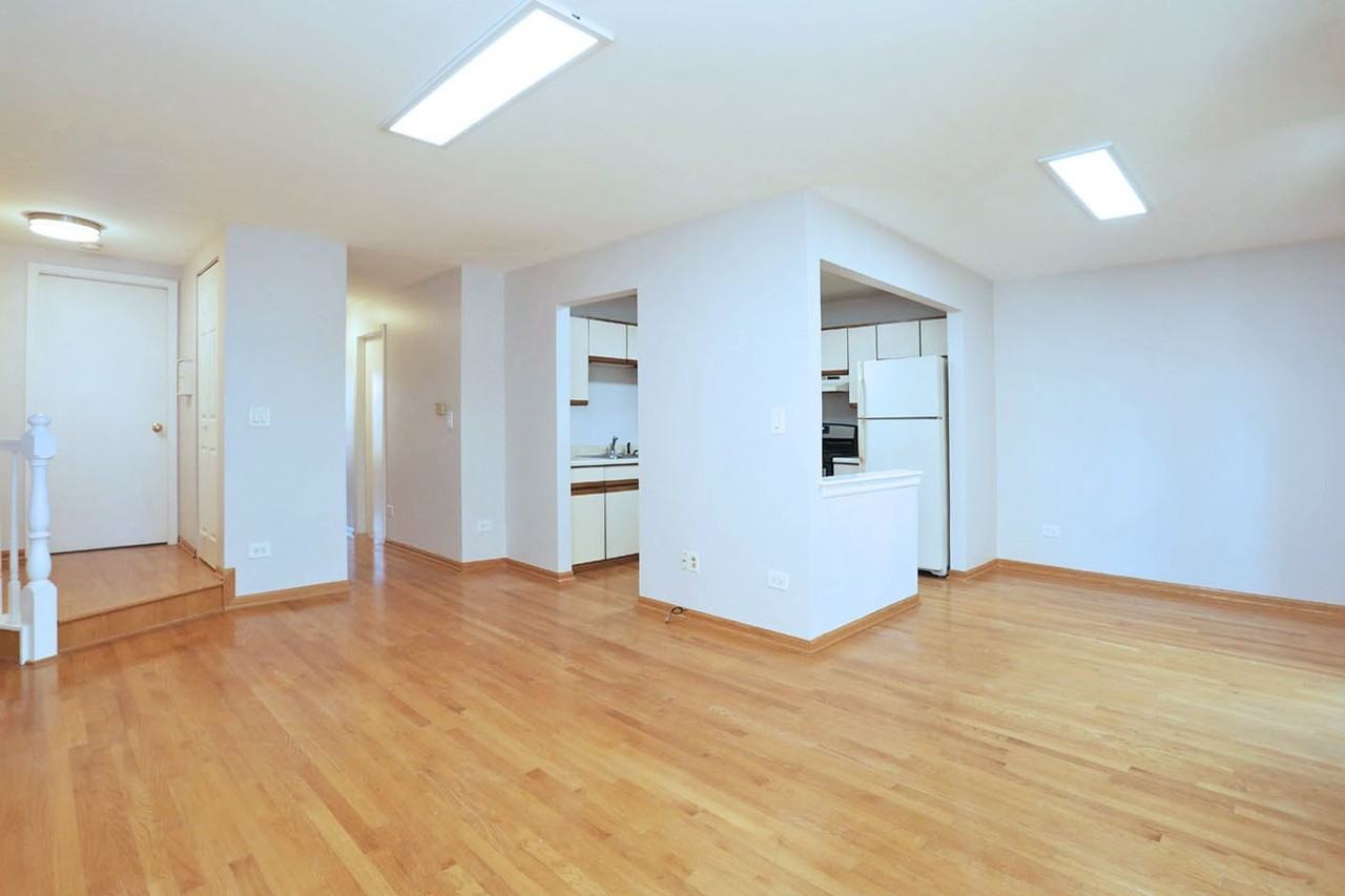 676 Cross Creek Dr W #B2 - Photo 4 of 21