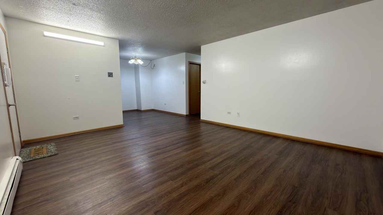 7305 West 157th Street #3D - Photo 3 of 15