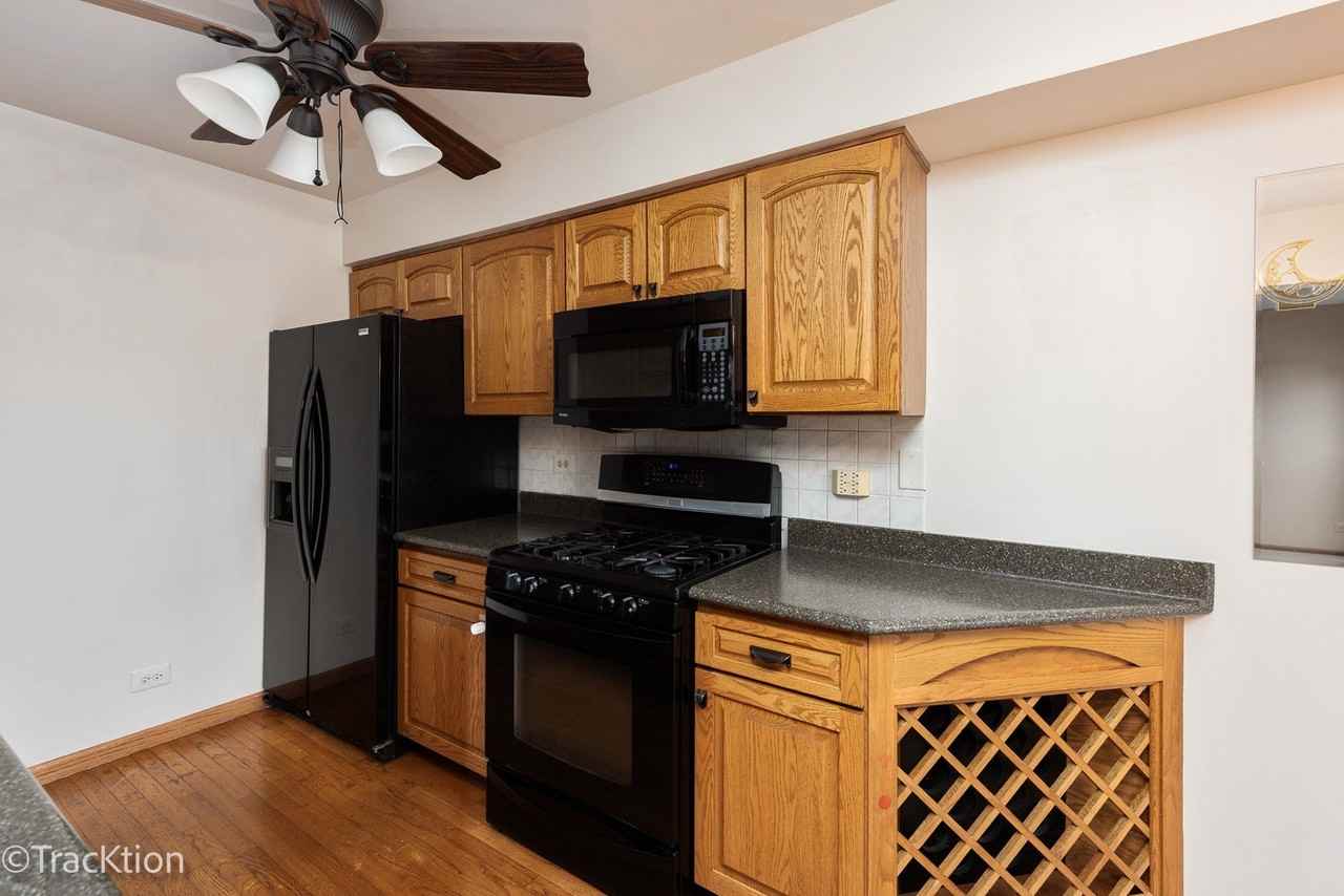 75 Saint Croix Ct - Photo 6 of 18