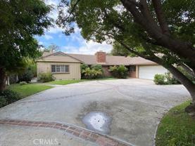 4629 Forman Ave - Photo 1 of 1