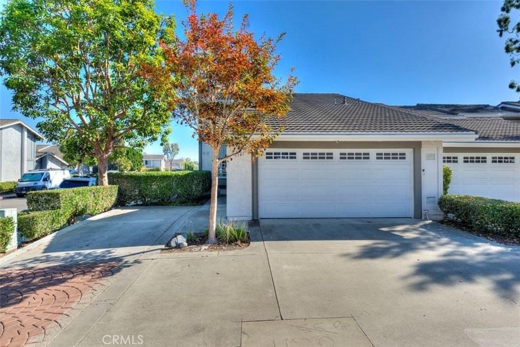 3341 Calle La Veta - Photo 2 of 50